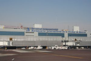 Avvistate “sfere arancioni” sopra aeroporto di Texcoco
