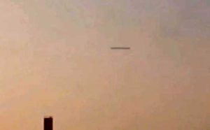 Avvistato UFO a forma di "sigaro" nei cieli di Korosten